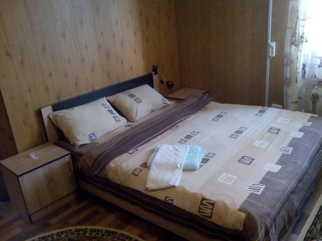 Nursat Guest House Astana Exteriör bild